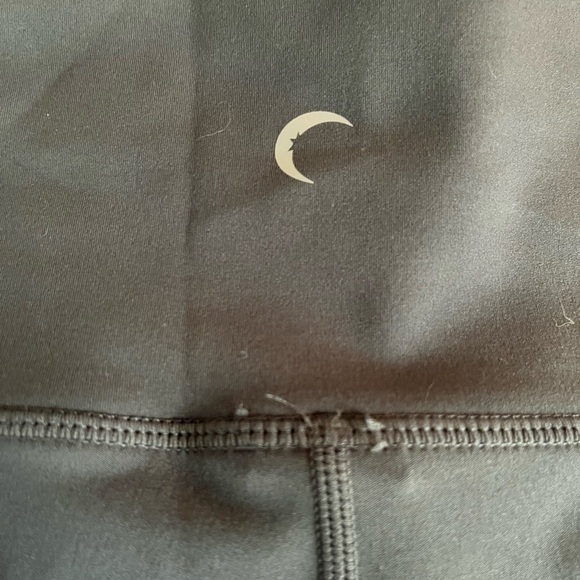 ZYIA Yoga Set - Top & Leggings - Picture 8 of 12